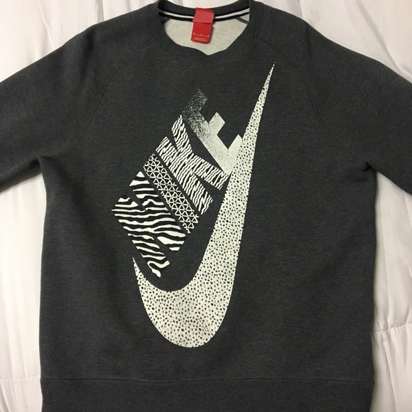 Nike crewneck - Picture 1 of 2
